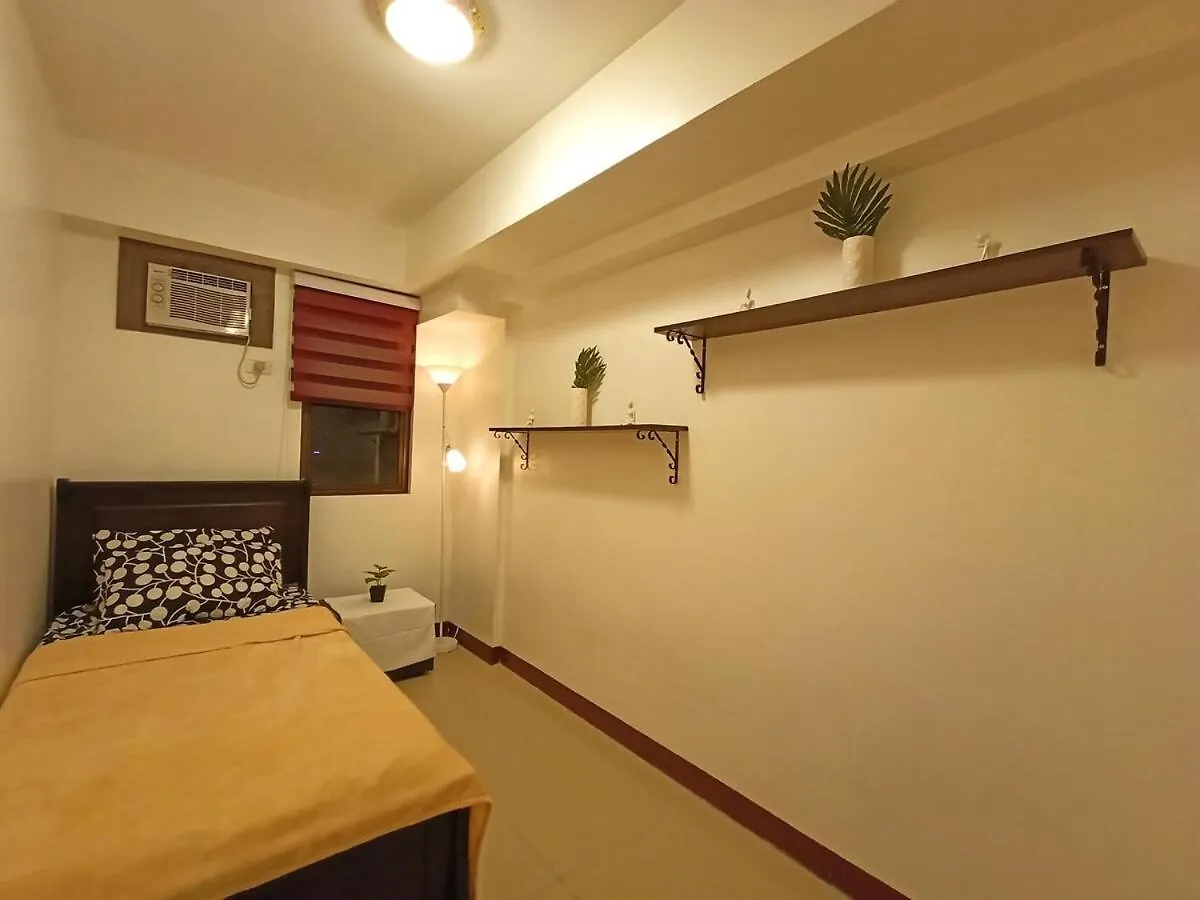 Enjoy This Spacious Staycation Manila Feriehus
