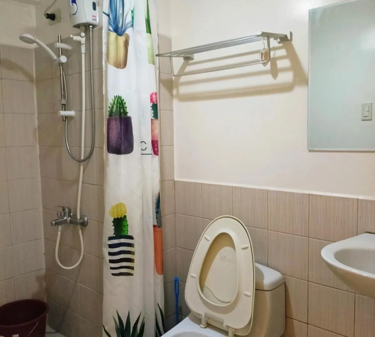 Enjoy This Spacious Staycation Manila